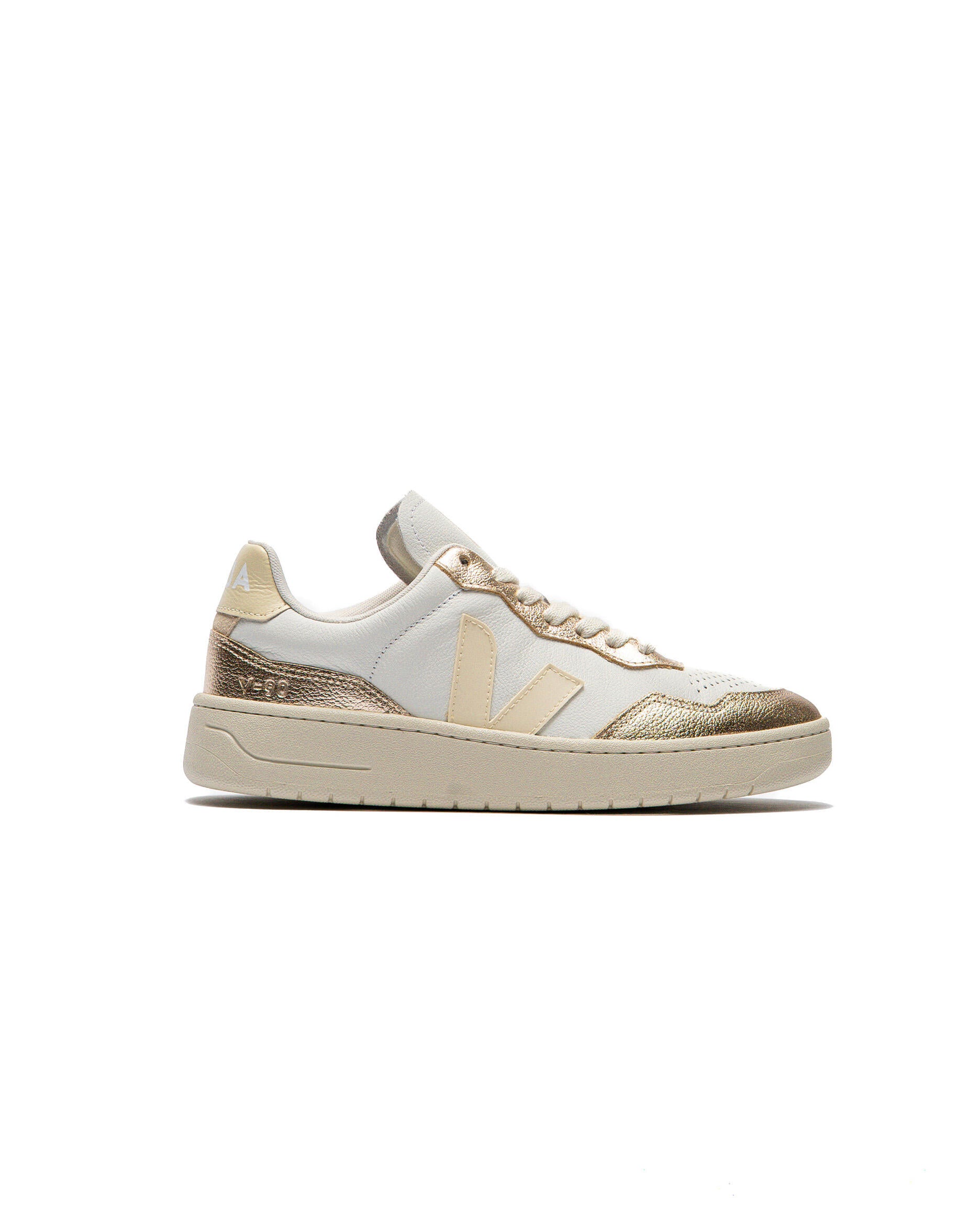 Veja WMNS V-90